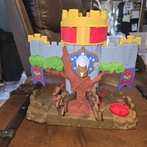 Imaginext DC Wonder Woman Themyscira Paradise Island Playset  Fisher Price 2014